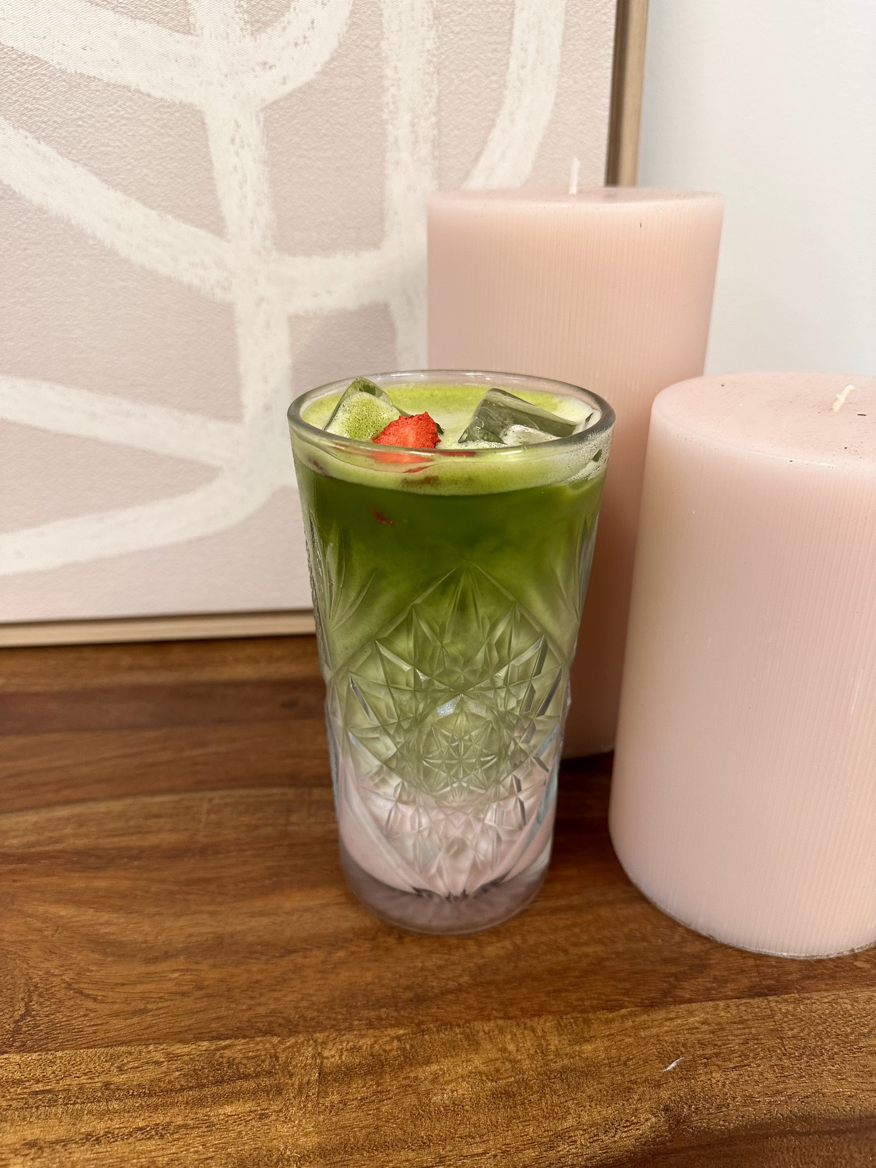 Strawberry Matcha - Buenas Coffee seasonal drink